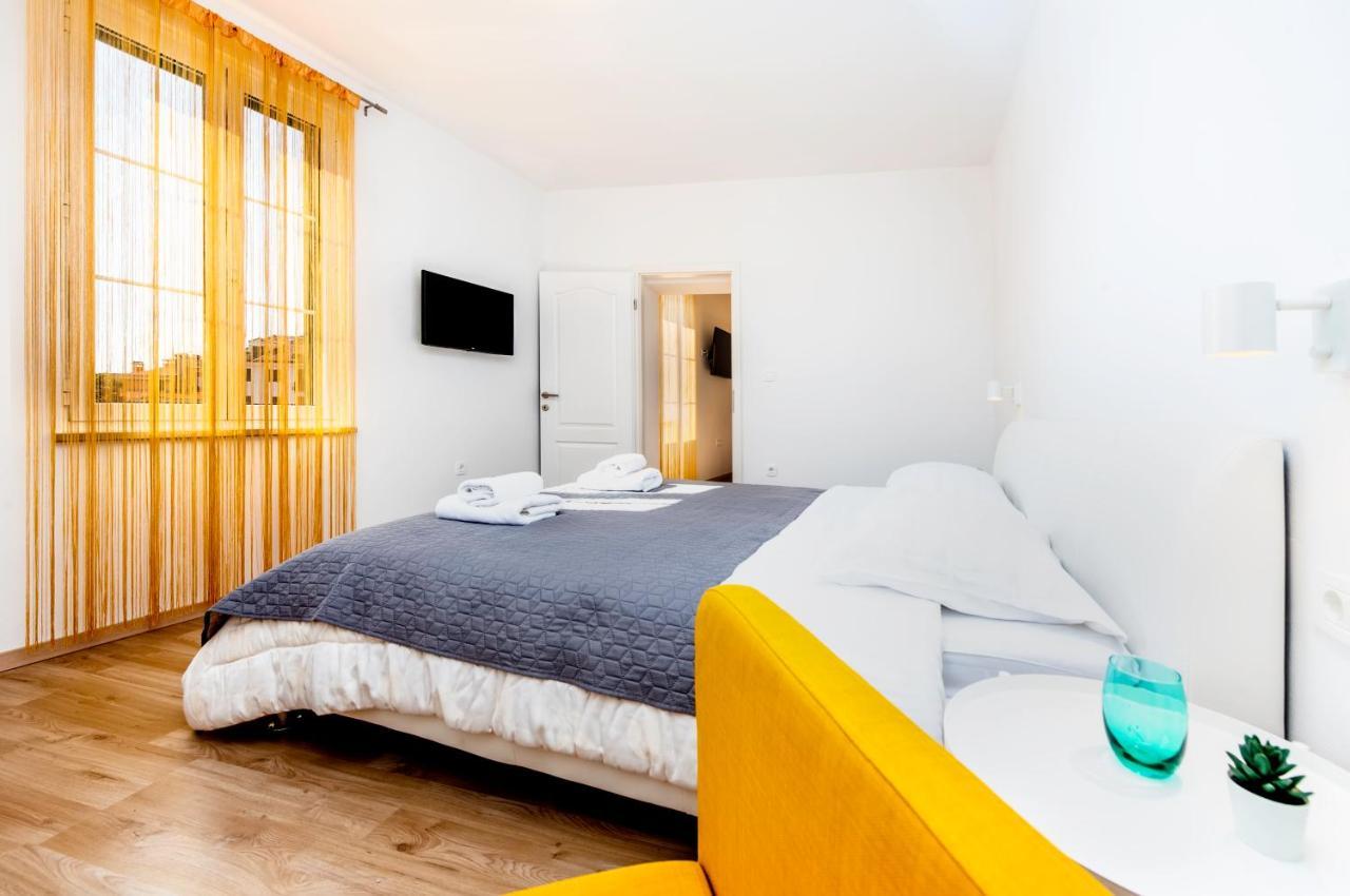 City Comfort Apartments Rovinj Buitenkant foto